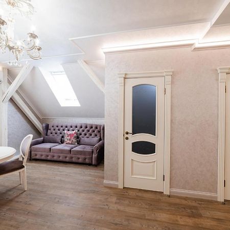 Vip Apartment On Duhnovicha Street .Free Parking. Úzhgorod Exterior foto